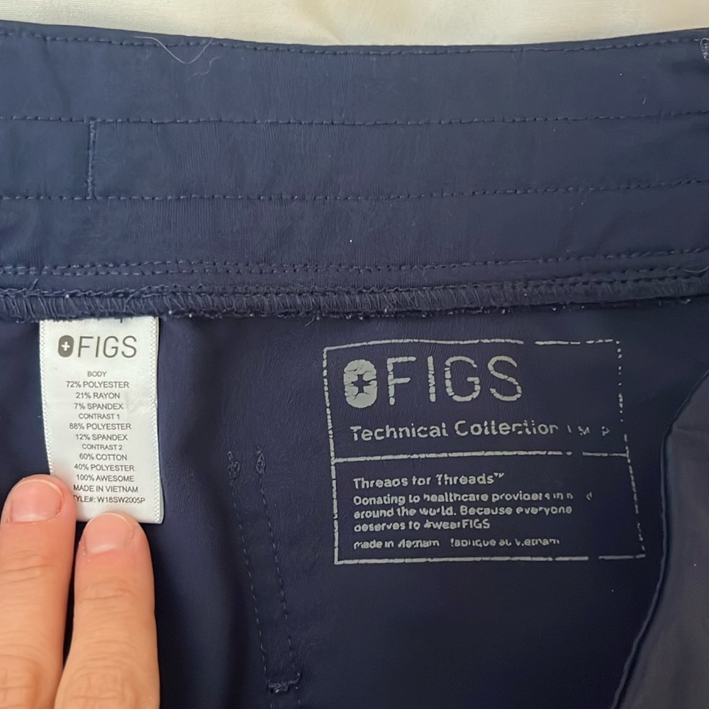 Figs women’s medium joggers pants in navy